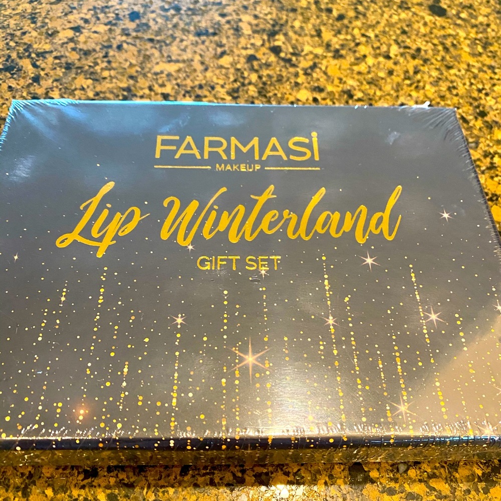Farmasi Lip Winterland Gift Set